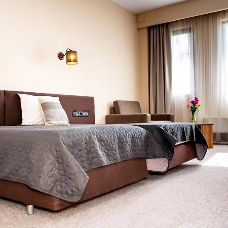 Orphey ホテル バンスコ